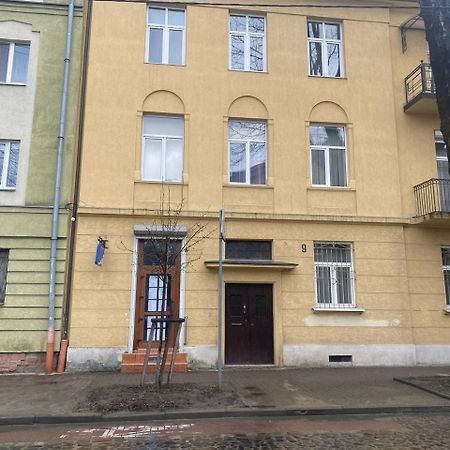 Апартаменти На Вулиці Антоновича Leópolis Exterior foto