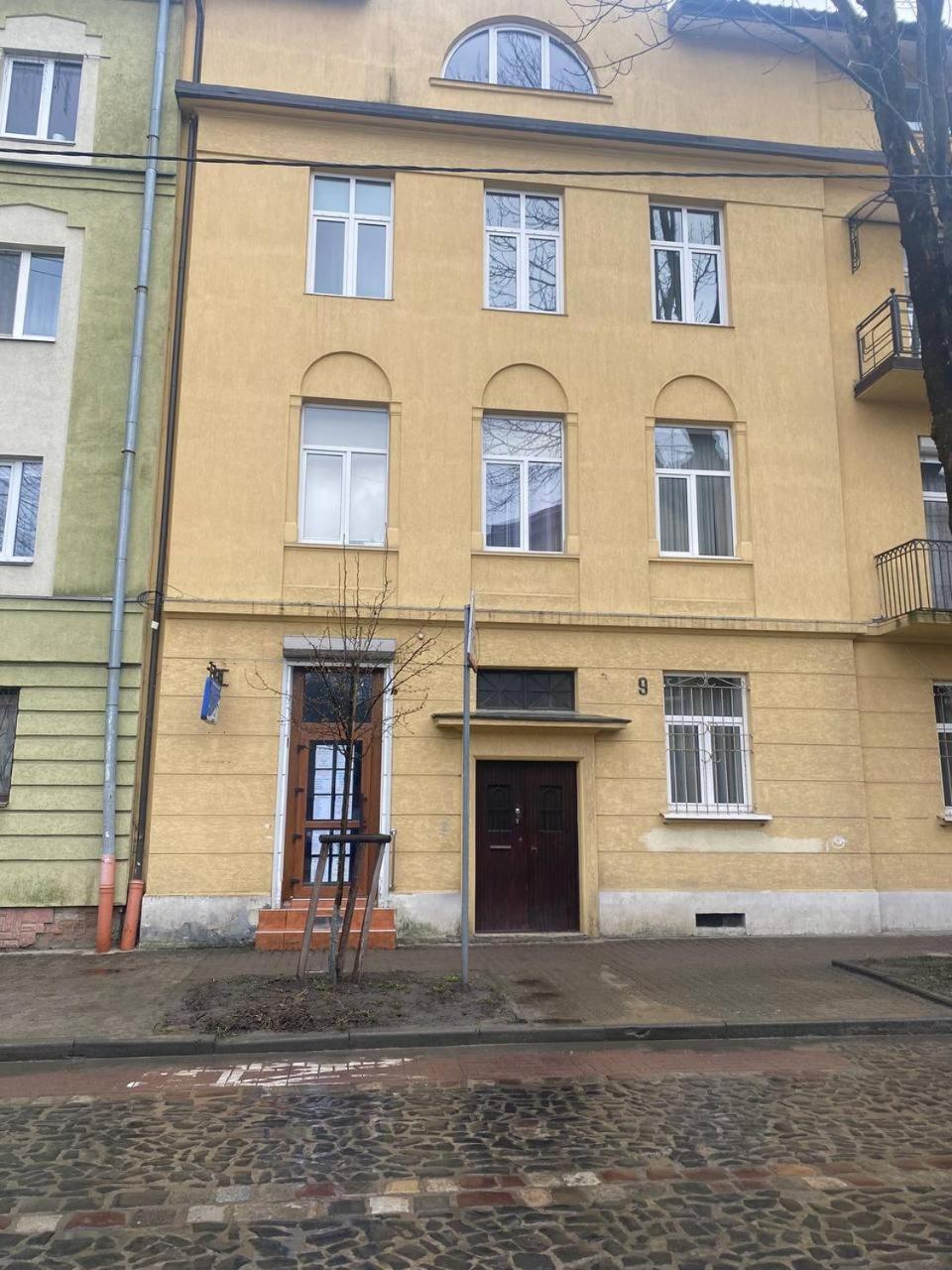 Апартаменти На Вулиці Антоновича Leópolis Exterior foto